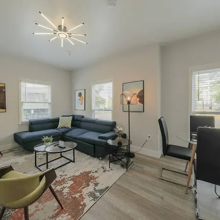 Comfy Nashville 1Br With King Bed And Optional Parking Near Gulch & Midtown Walk To The Parthenon Exterior photo
